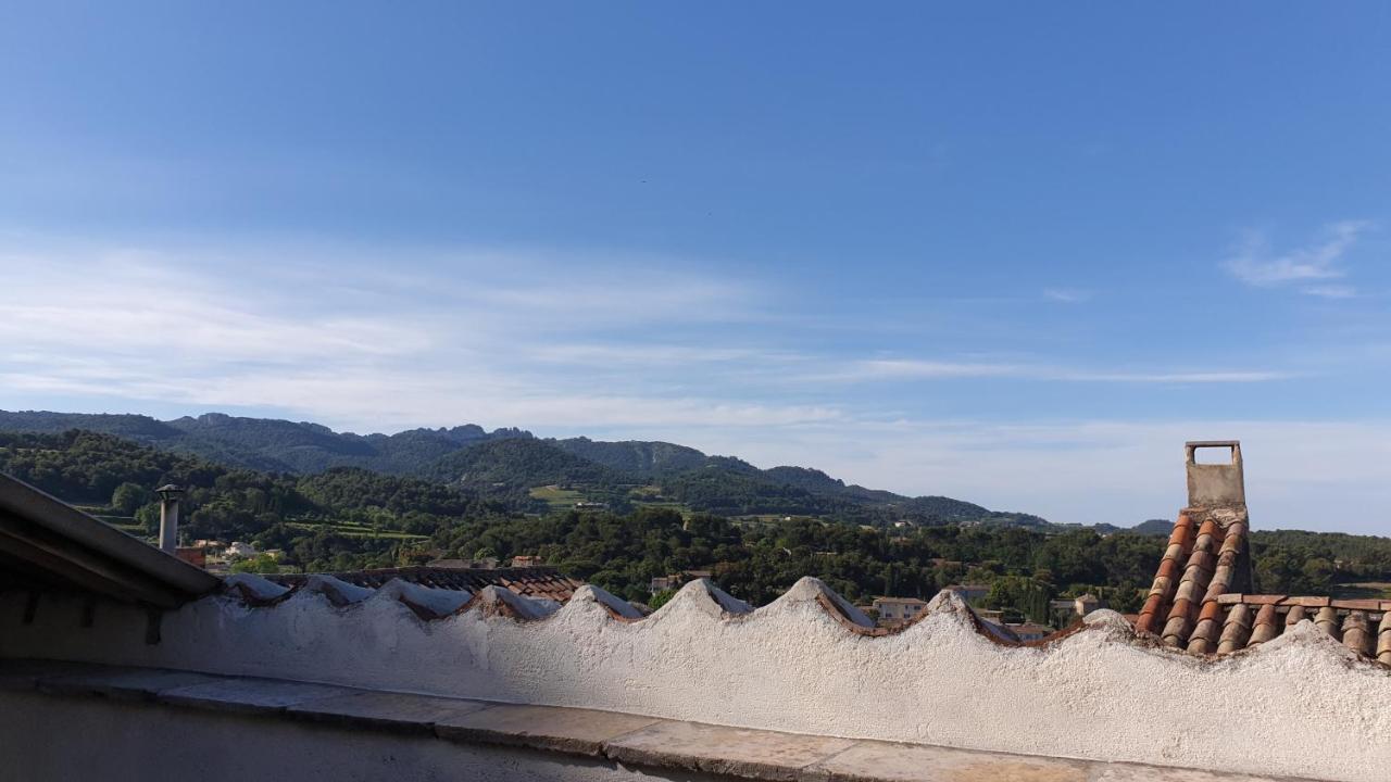 L'Angelus, Gite De Charme Au Coeur Du Vieux Village De Sablet Bagian luar foto